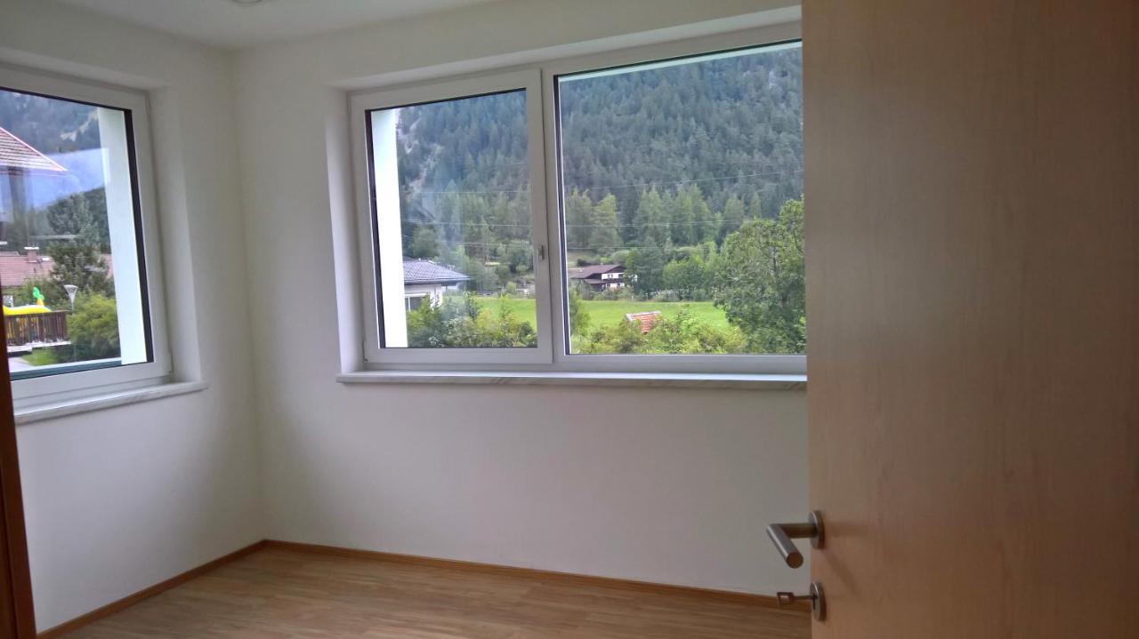 Apartment Im Haus Mit Herz Nassereith Buitenkant foto